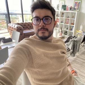 Mr Julian Arango